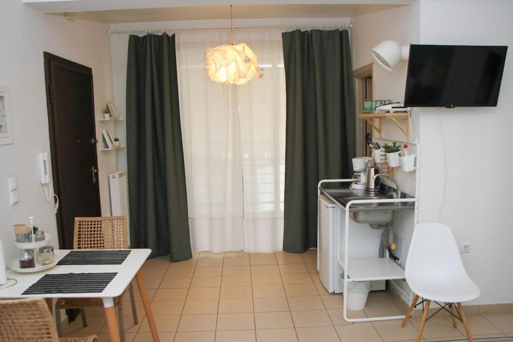 Comfy City Hideaway กาลามาตา ภายนอก รูปภาพ